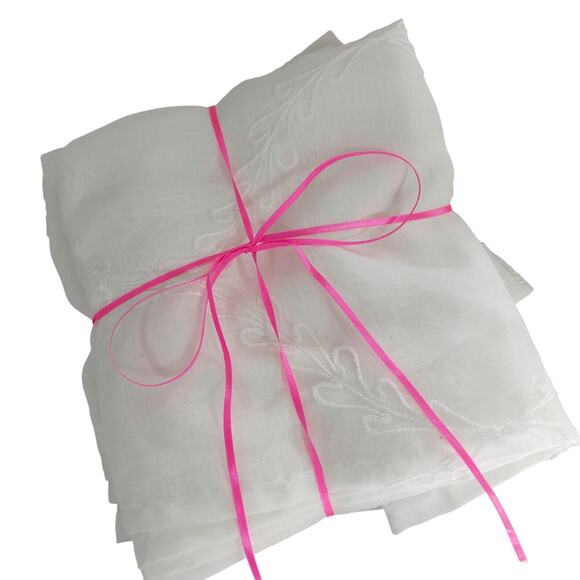 GORGEOUS WHITE EMBROIDERED ON WHITE BOTANICAL TRELLIS WINDOW CURTAINS, 3 PANELS! - Picture 2 of 11